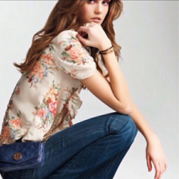 |Joie | Edita Floral Blouse - Picture 2 of 7